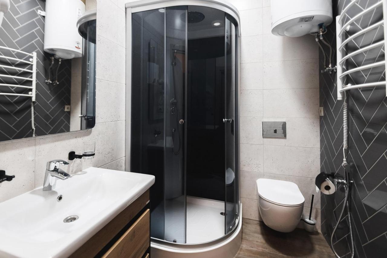 Pieno Piano Hotell Rivne Exteriör bild